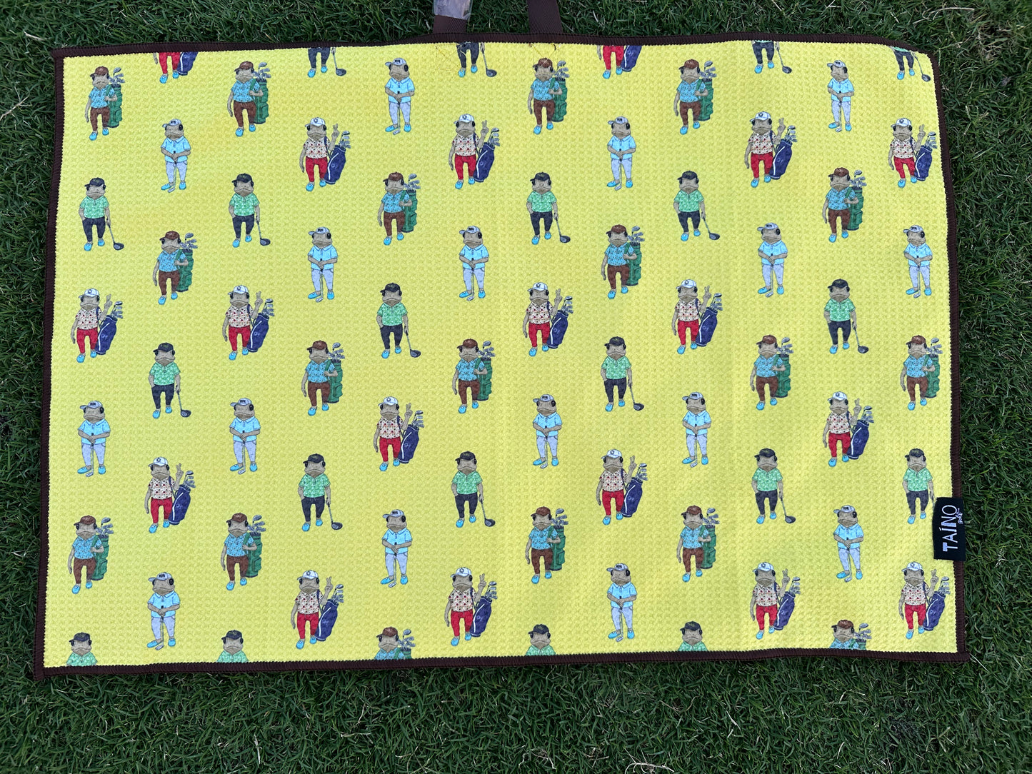 Debí JuGAR MáS GoLF Towels