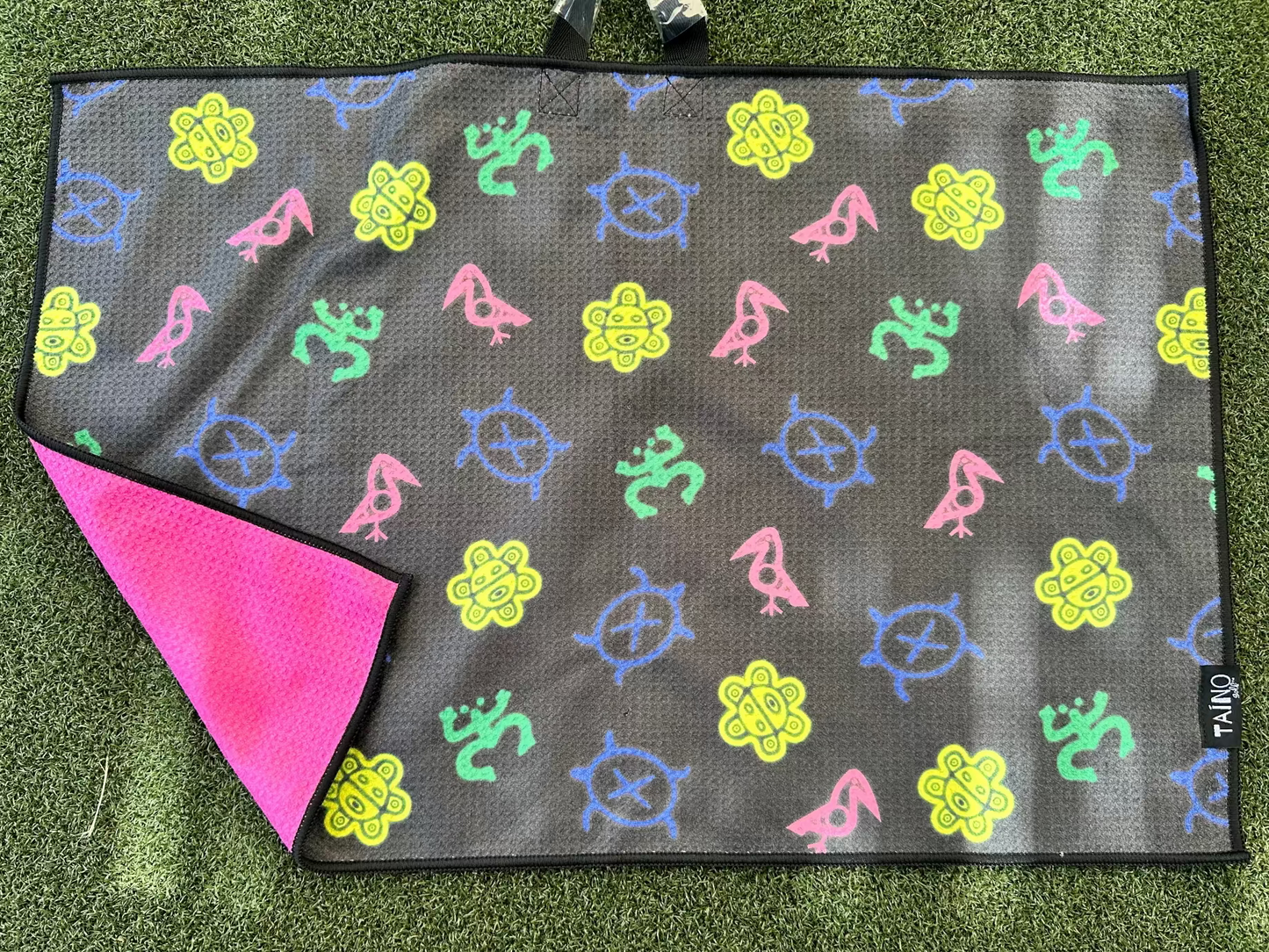 Taino Golf – Double-Sided Taino Towel